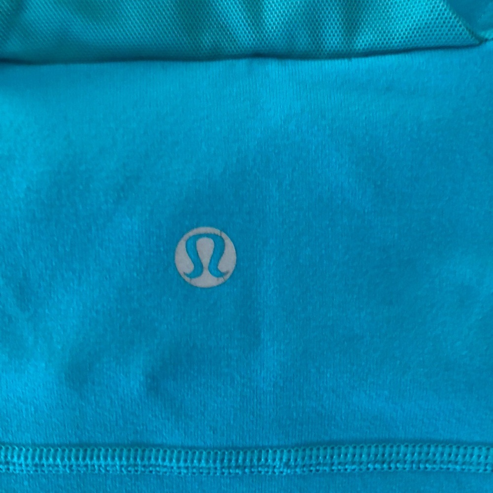 Lululemon top - Picture 3 of 3